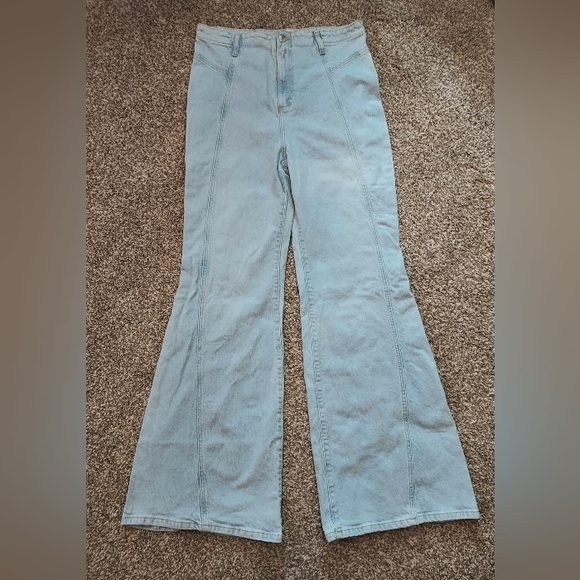 We The Free Super Wide Flare High Waist Jeans Size 32 Free People - Picture 1 of 5